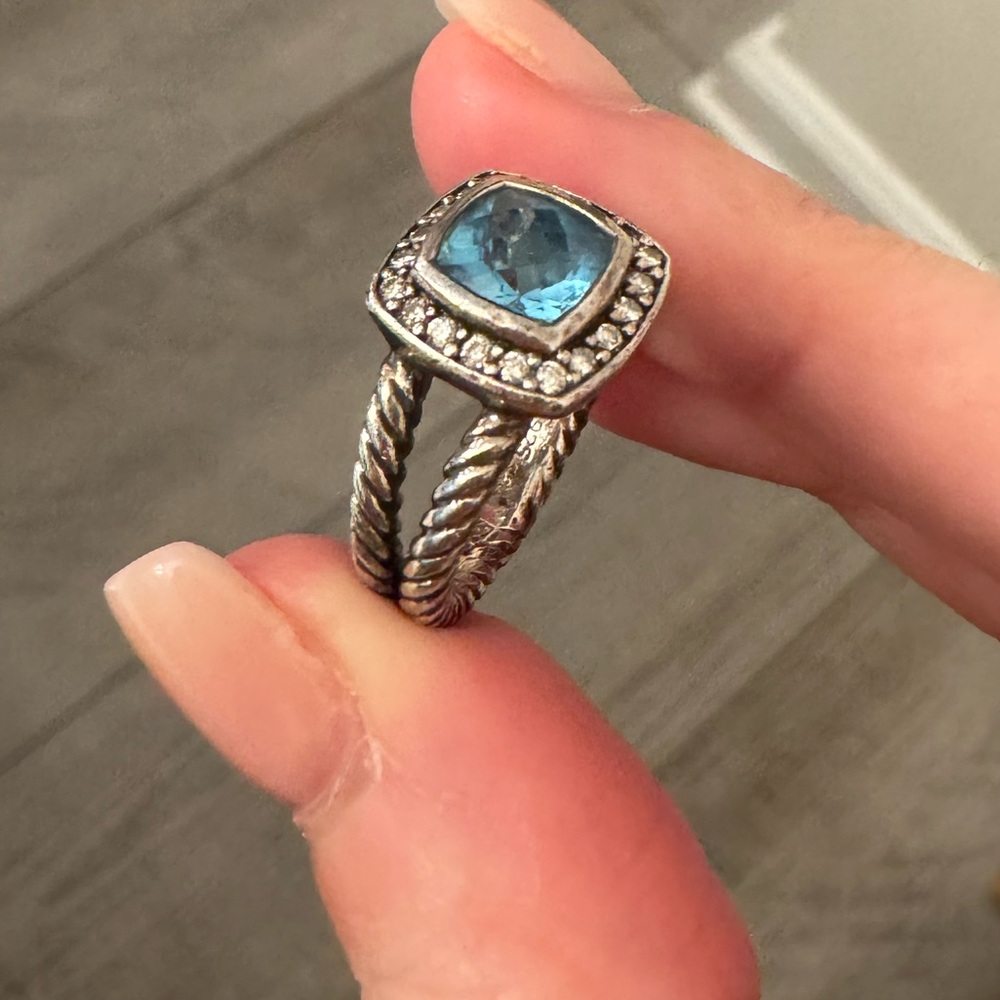 David Yurman Petite Albion Sterling Silver with Blue Topaz and Diamonds Size 6 - Picture 5 of 13